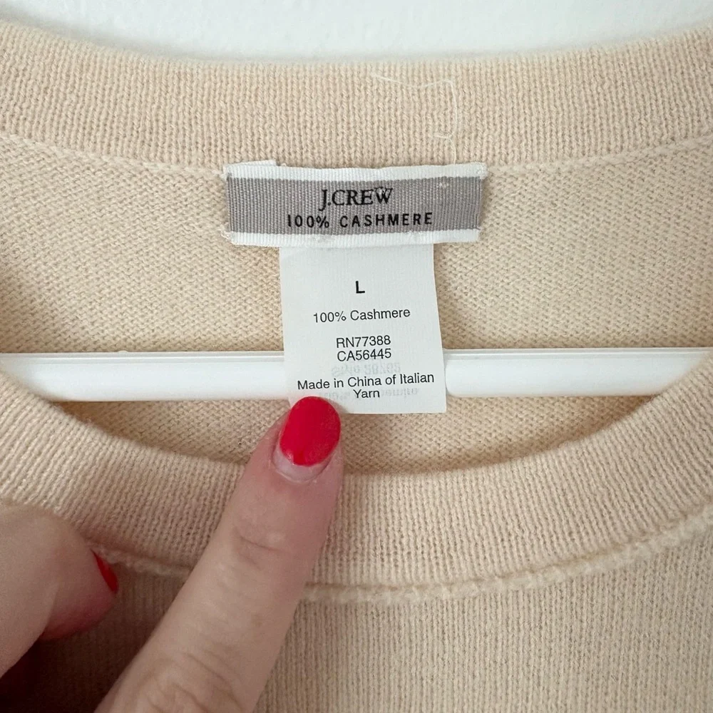 J Crew Cashmere Cream Rolled Hem Crewneck Relaxed Tee Shirt Size Large - Picture 5 of 5